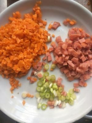 營養(yǎng)蔬菜早餐餅的做法 步驟2