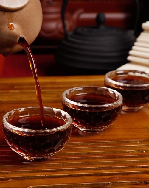 普洱茶水路(探尋普洱茶的歷史和傳承)-第1張-茶葉知識-鳳凰單叢茶網(wǎng)