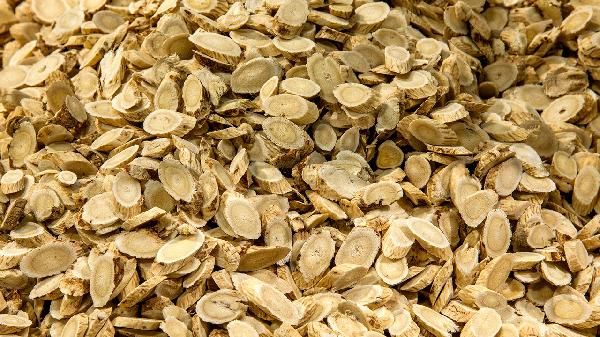 黃芪泡水什么時(shí)候喝 黃芪正確泡水方法