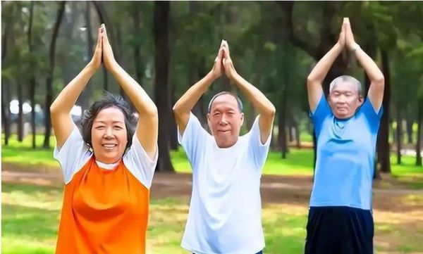 荠菜春季热销却暗藏风险，医生揭秘5大禁忌，你中招了吗？