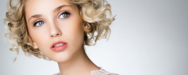 女人吃黃瓜的好處 黃瓜的營養(yǎng)價值 吃黃瓜的禁忌