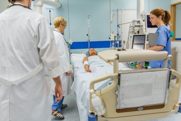 女性类风湿容易疼的部位 女性类风湿三大痛点在哪里 类风湿疼痛部位识别