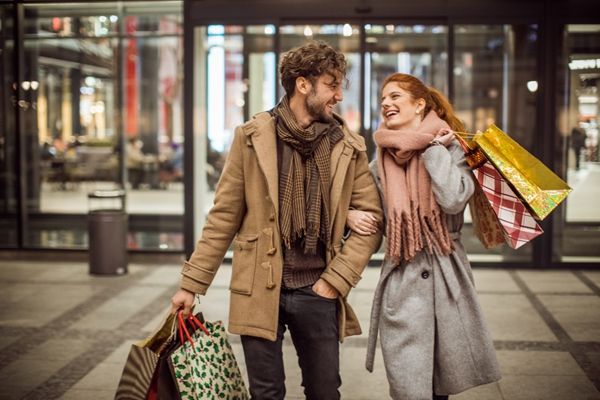 舌吻有生理反应正常吗