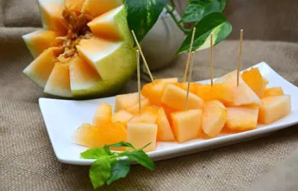 哈密瓜的瓜蒂发霉还能吃吗2