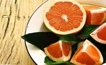 柚子叶洗澡功效与作用 柚子叶可以泡水喝吗