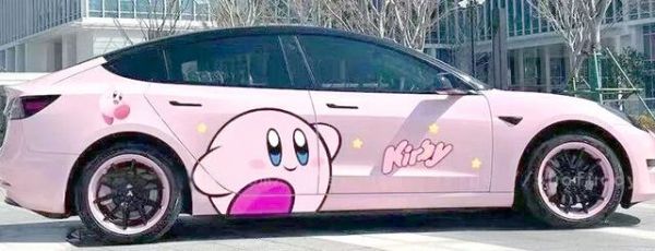 创意车身贴纸：个性化爱车新选择-有驾