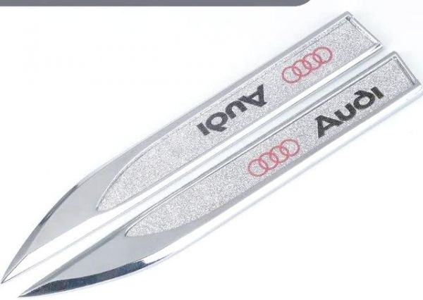 创意车身贴纸：个性化爱车新选择-有驾