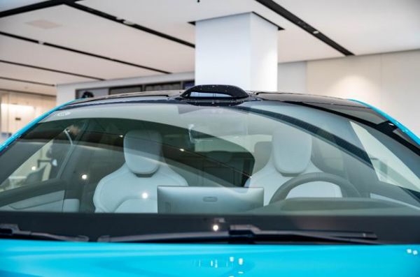 小米SU7设计大揭秘：自然美学与实用主义的绝妙交响-有驾