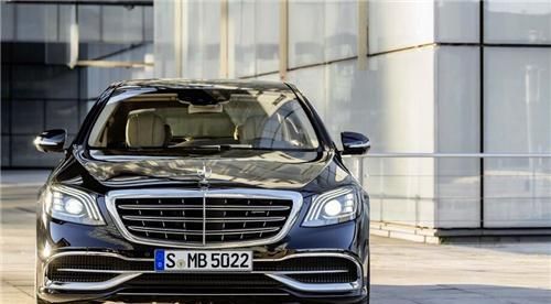 令人心动的几款车，硬朗的车身线条，营造很好的驾驶氛围