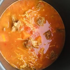 減肥、孕婦都可以吃的番茄燉牛腩的做法 步驟3