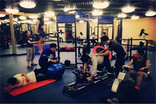 繁星健身减肥俱乐部