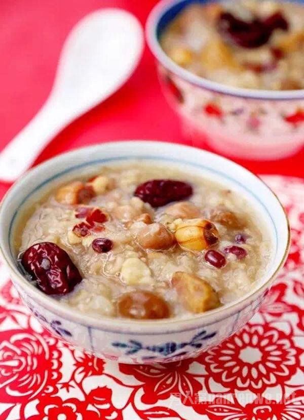 盘点八款老北京冬天特色小吃 再冷也要寻找美味