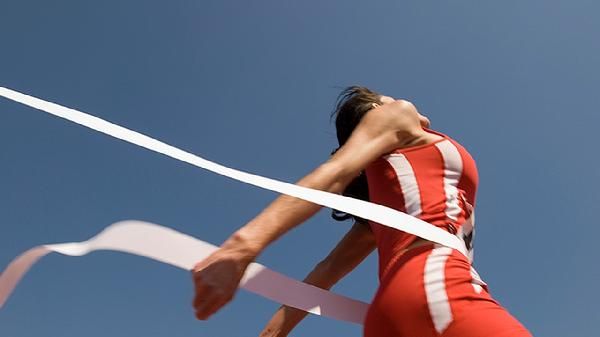 長(zhǎng)期跑步的人五官會(huì)發(fā)生什么變化