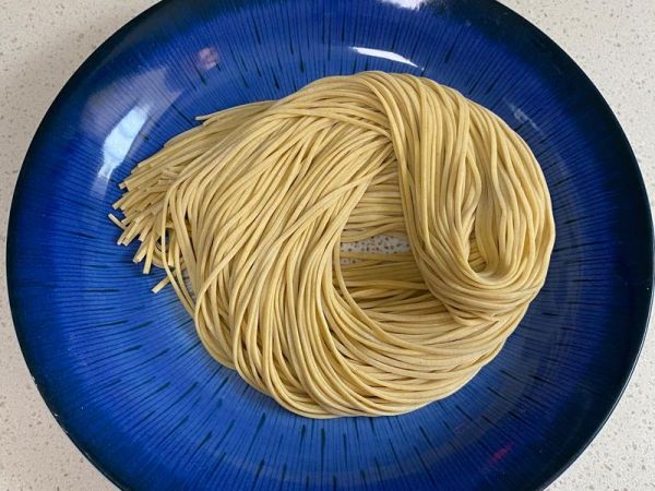 純奶手撕吐司的做法 步驟1