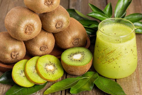 摄图网_501702274_banner_猕猴桃水果和果汁（企业商用）.jpg