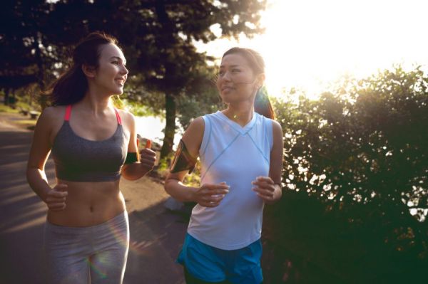 三伏天晨跑的好處 夜跑的好處 夜跑注意事項(xiàng)