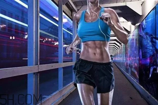 夜跑減肥的正確方法有哪些？冬天夜跑應(yīng)該怎么跑才能減肥？