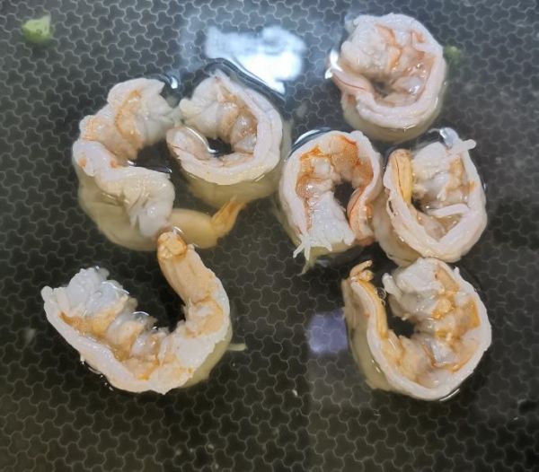 純奶手撕吐司的做法 步驟1