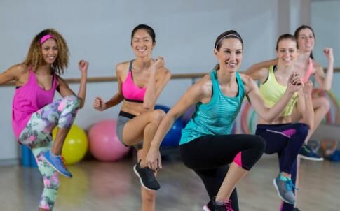 哪些有氧健身操可以减肥 有氧健身操如何减肥 有氧健身操有氧什么好处