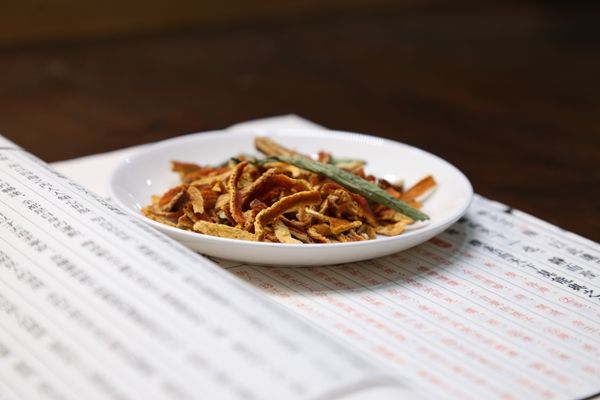 陳皮枸杞玫瑰花泡水喝的功效和作用