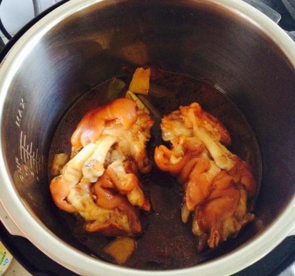 純奶手撕吐司的做法 步驟1