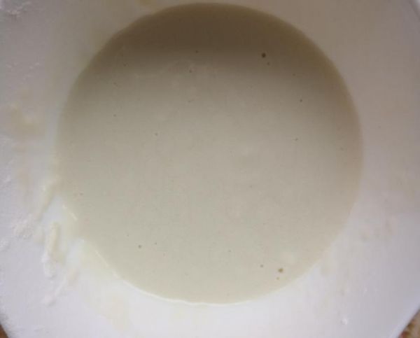 純奶手撕吐司的做法 步驟1