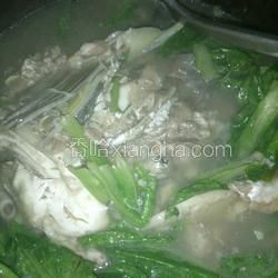 鱼头青菜汤的做法[图]