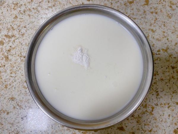 純奶手撕吐司的做法 步驟1