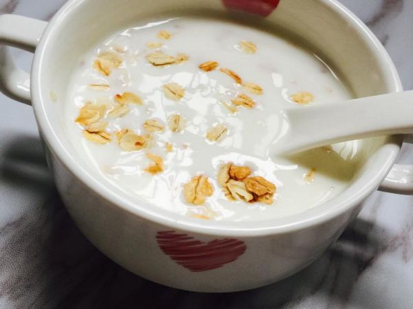 純奶手撕吐司的做法 步驟1