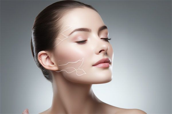 三亚水动力吸脂瘦臀机构实力盘点：本地口碑与技术兼备的医院与医生选择指南