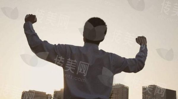 上海九龍醫(yī)院胡國(guó)玉：男性私密假體三件套技術(shù)，專業(yè)改善男性勃起功能，效果卓越！ 