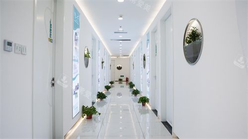北京纯脂医疗美容的走廊