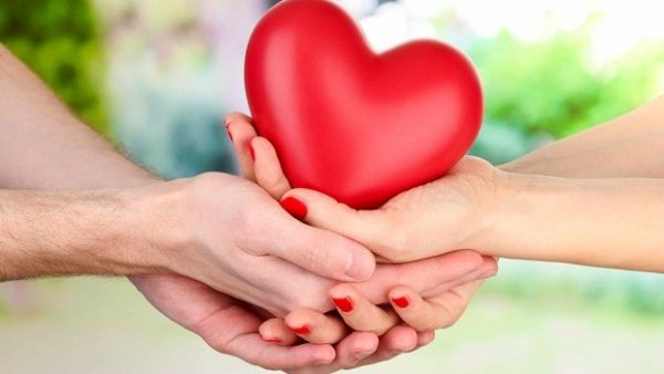 benefits of eating eggs - lower risk of heart disease