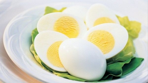 benefits of eating eggs - help to deal with iron problem