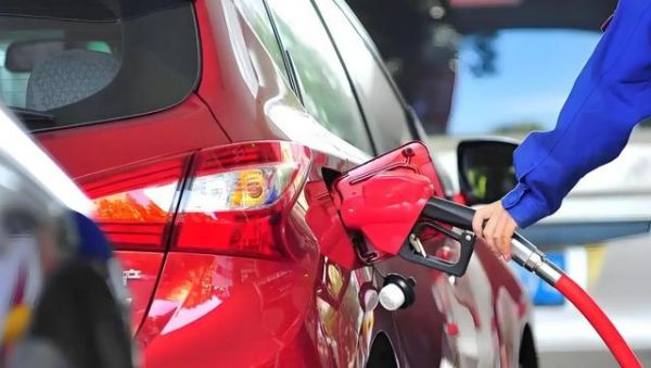 电动车电池衰退快，车企甩锅，用户用车也难省心-有驾