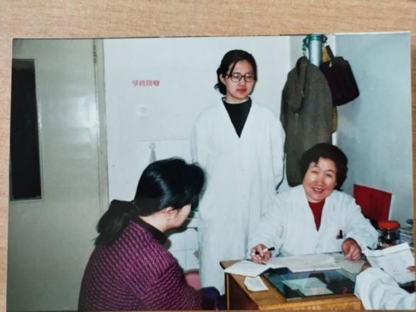 智塑未来, 慢性胃炎彻夜难眠，马淑华医生辩证调理助力患者三月摆脱胃痛失眠