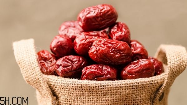 最健康吃红枣的方法是什么？吃红枣需要注意些什么？