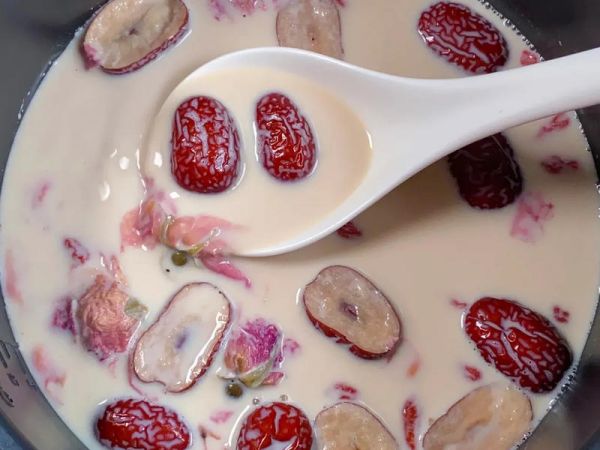 純奶手撕吐司的做法 步驟1