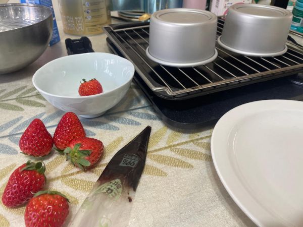 純奶手撕吐司的做法 步驟1