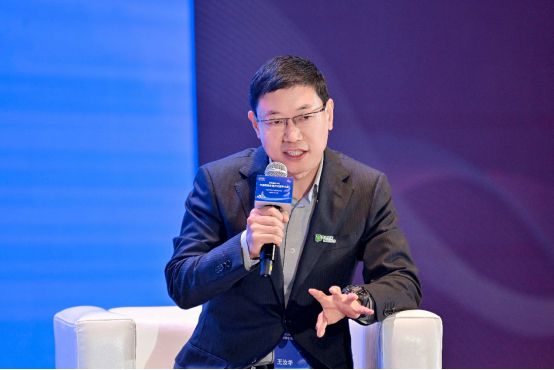 安利（中國）公共事務(wù)副總裁王汝華