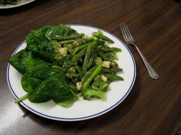 将绿色蔬菜融入每一餐:简单美味的创意