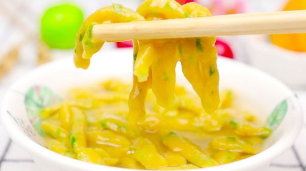 這款輔食多吃，高蛋白質(zhì)好消化，補鈣效果加倍，寶寶個子蹭蹭長