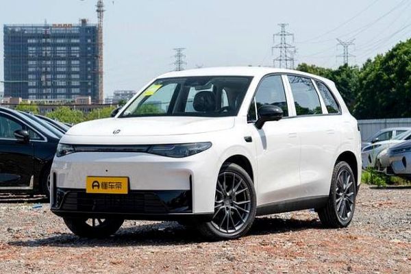 13万预算买家用SUV，怎么选中型SUV，哪款适合家庭用-有驾