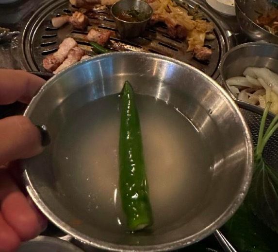 烤肉店辣椒水是干嘛的 看完才明白