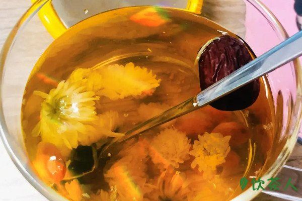 菊花茶和什么一起泡好，菊花泡茶的最佳8種搭配