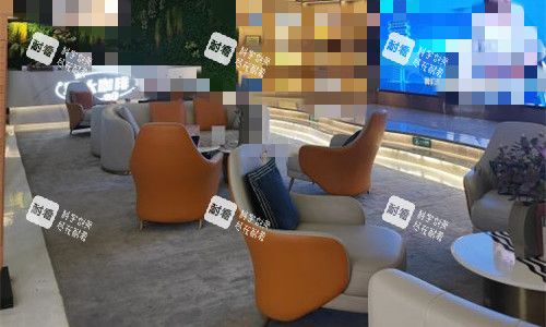 成都军大整形大厅图.截个屏