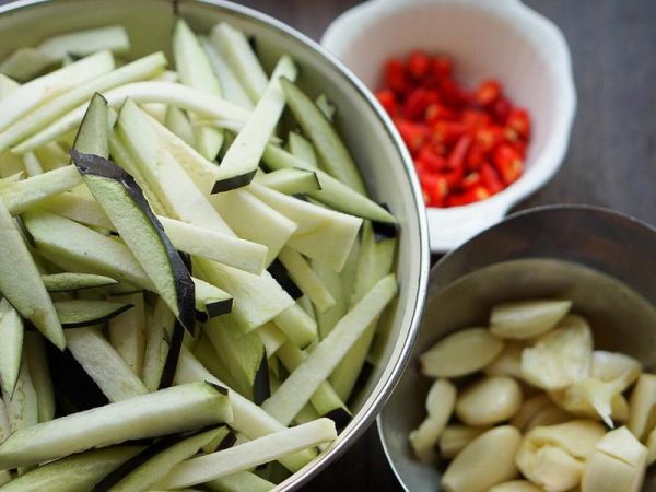 純奶手撕吐司的做法 步驟1