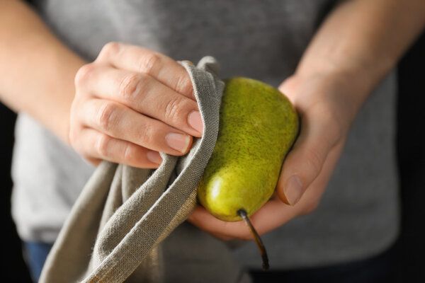 梨子炖冰糖加红枣可以去火吗