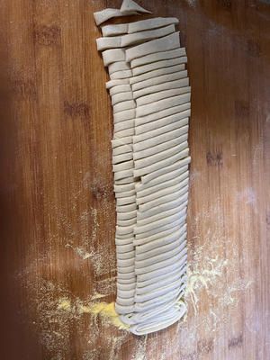 高粱米面手擀面的做法 步骤4