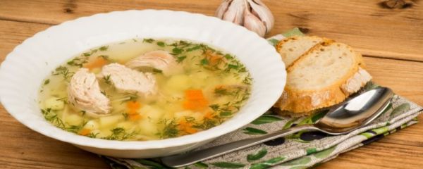 热敷粗盐有什么好处 粗盐热敷的作用 粗盐热敷的方法